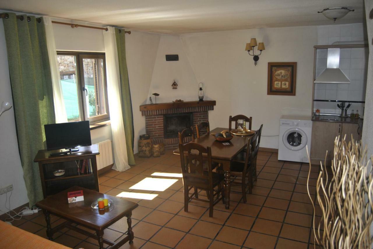 Huertas Apartamento La Serna del Monte Exterior foto